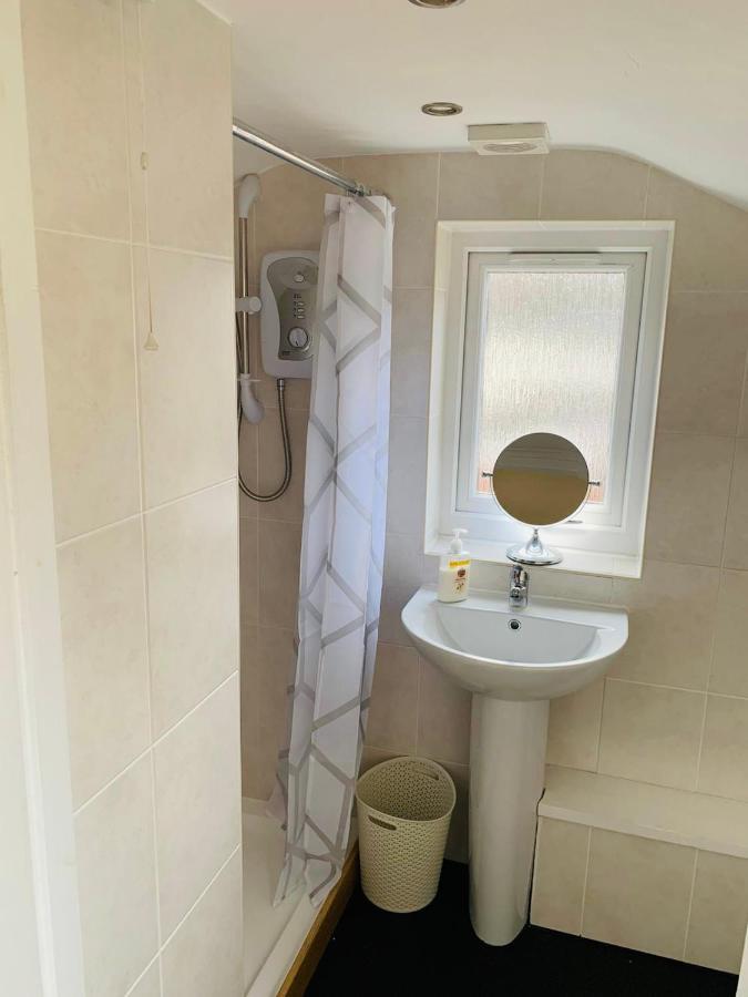 Nevis Rooms - Self Check In With Free Onsite Parking Inverlochy Exterior foto
