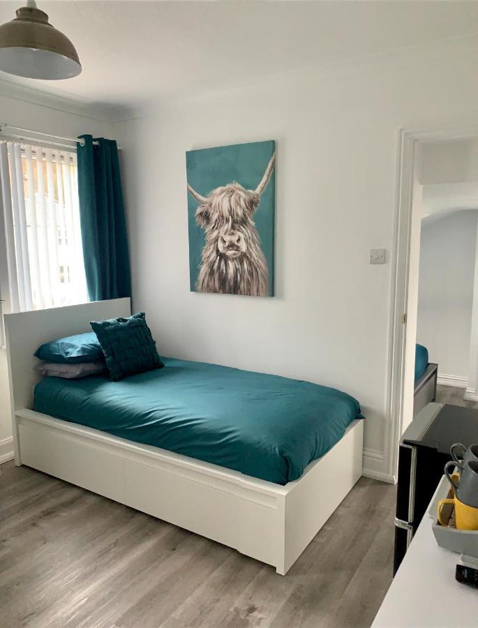 Nevis Rooms - Self Check In With Free Onsite Parking Inverlochy Exterior foto
